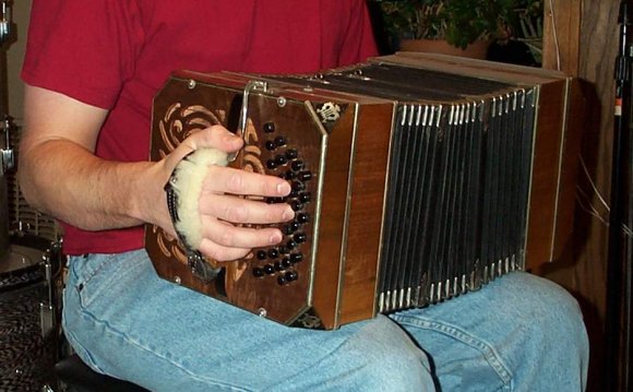 Alfred Arnold bandoneon, c