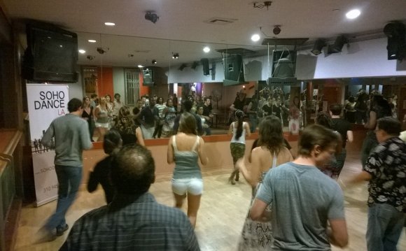 Latin Dance Clubs Los Angeles