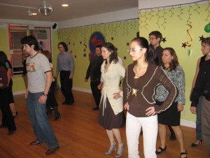 personal tango classes NYC at Dance Fever Studios. A high NYC Argentine tango party studio.